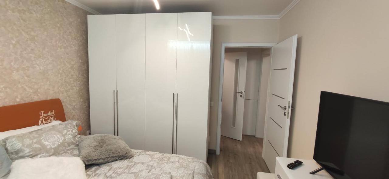 Casa Lux Bucarest